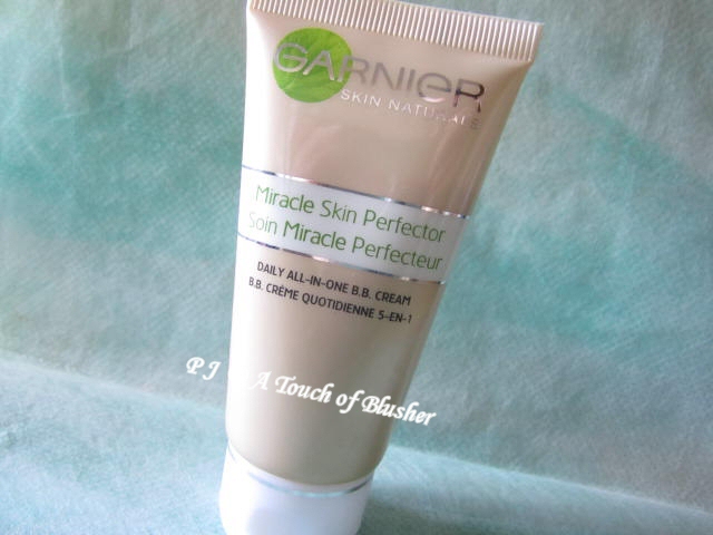 Garnier Miracle Skin Perfector Daily All-in-One B. B. Cream SPF 15 Light 1 Garnier Miracle Skin Perfector Daily All-in-One B. B. Cream SPF 15 Light 1