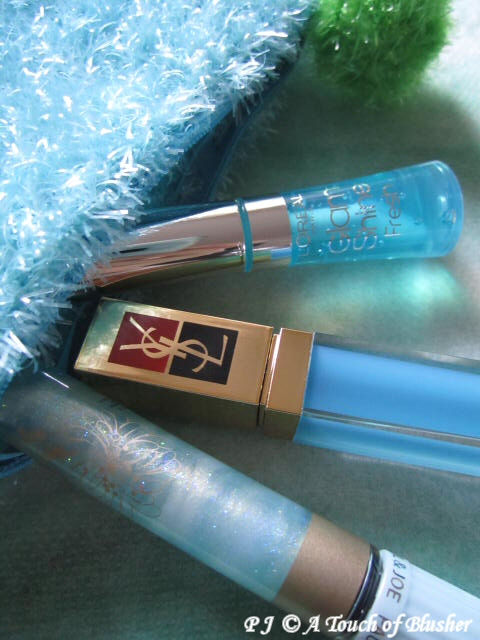 Beautiful Lips with Blue Lip Glosses – Summer 2011 Edition!