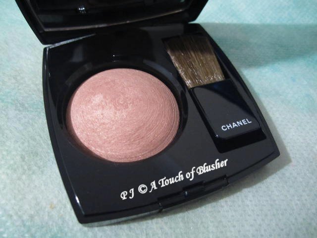 CHANEL Joues Contraste Powder Blush in 13 Candy - Reviews